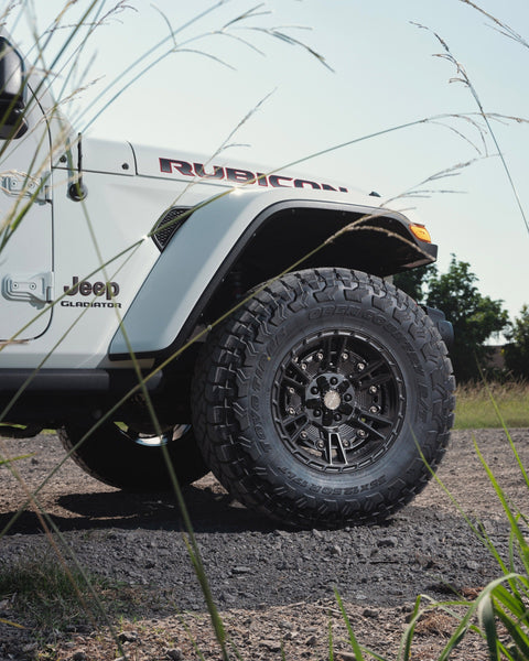 Jeep Gladiator 4PLAY Wheels 4PS01 Rims 17×9 35×12.5×17 Tires Stock Suspension