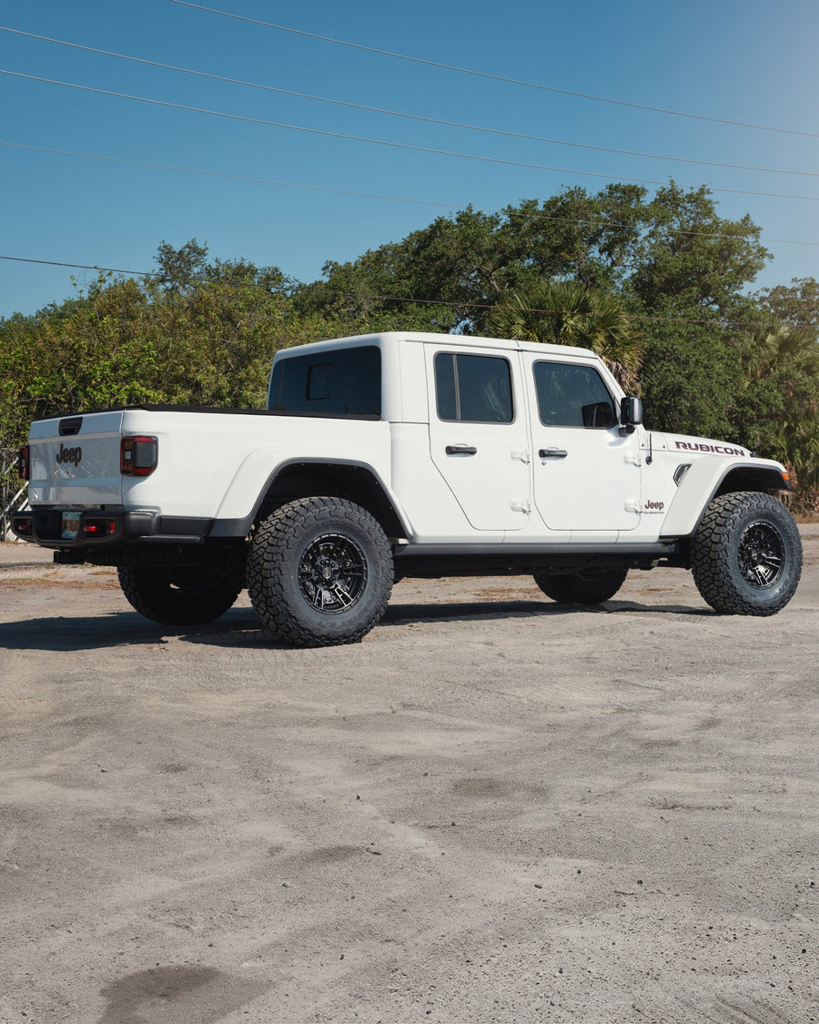 Jeep Gladiator 4PLAY Wheels 4PS01 Rims 17×9 35×12.5×17 Tires Stock Suspension