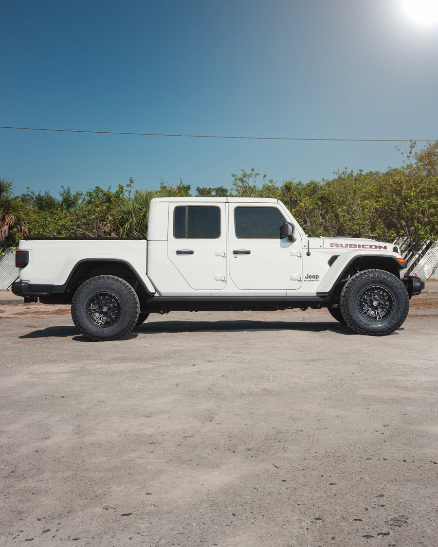 Jeep Gladiator 4PLAY Wheels 4PS01 Rims 17×9 35×12.5×17 Tires Stock Suspension