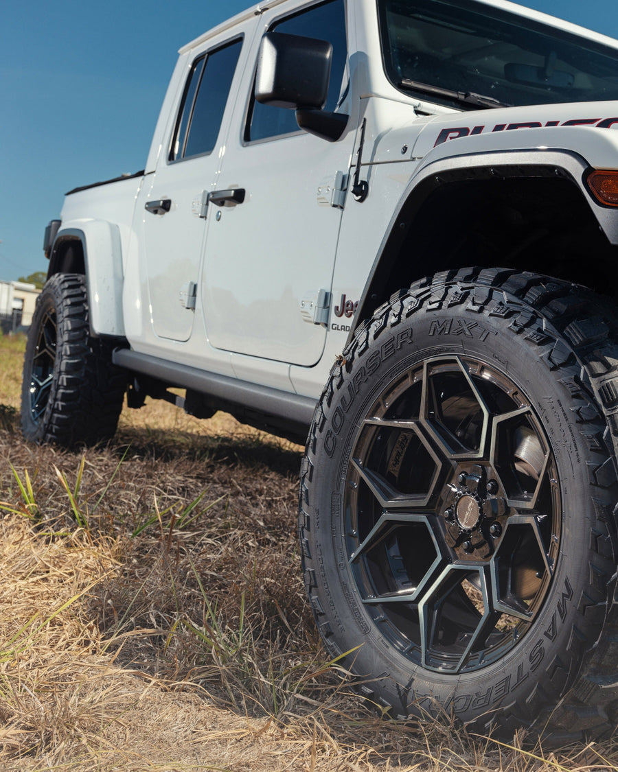 Jeep Gladiator 4PLAY Wheels 4PS26 Rims 20×9 35×12.5×20 Tires Stock Suspension
