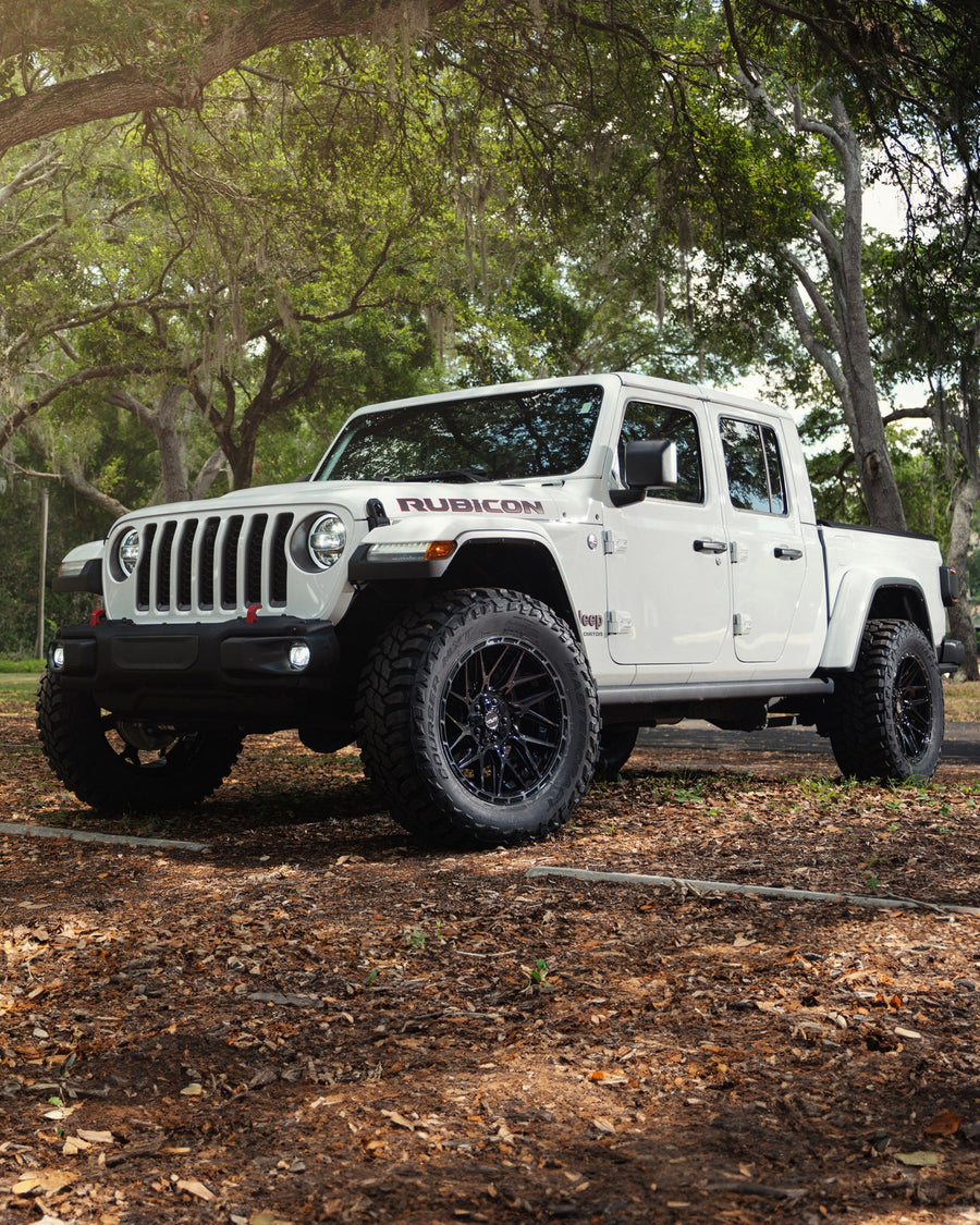 Jeep Gladiator 4PLAY Wheels 4PS28 Rims 20×9 35×12.5×20 Tires Stock Suspension