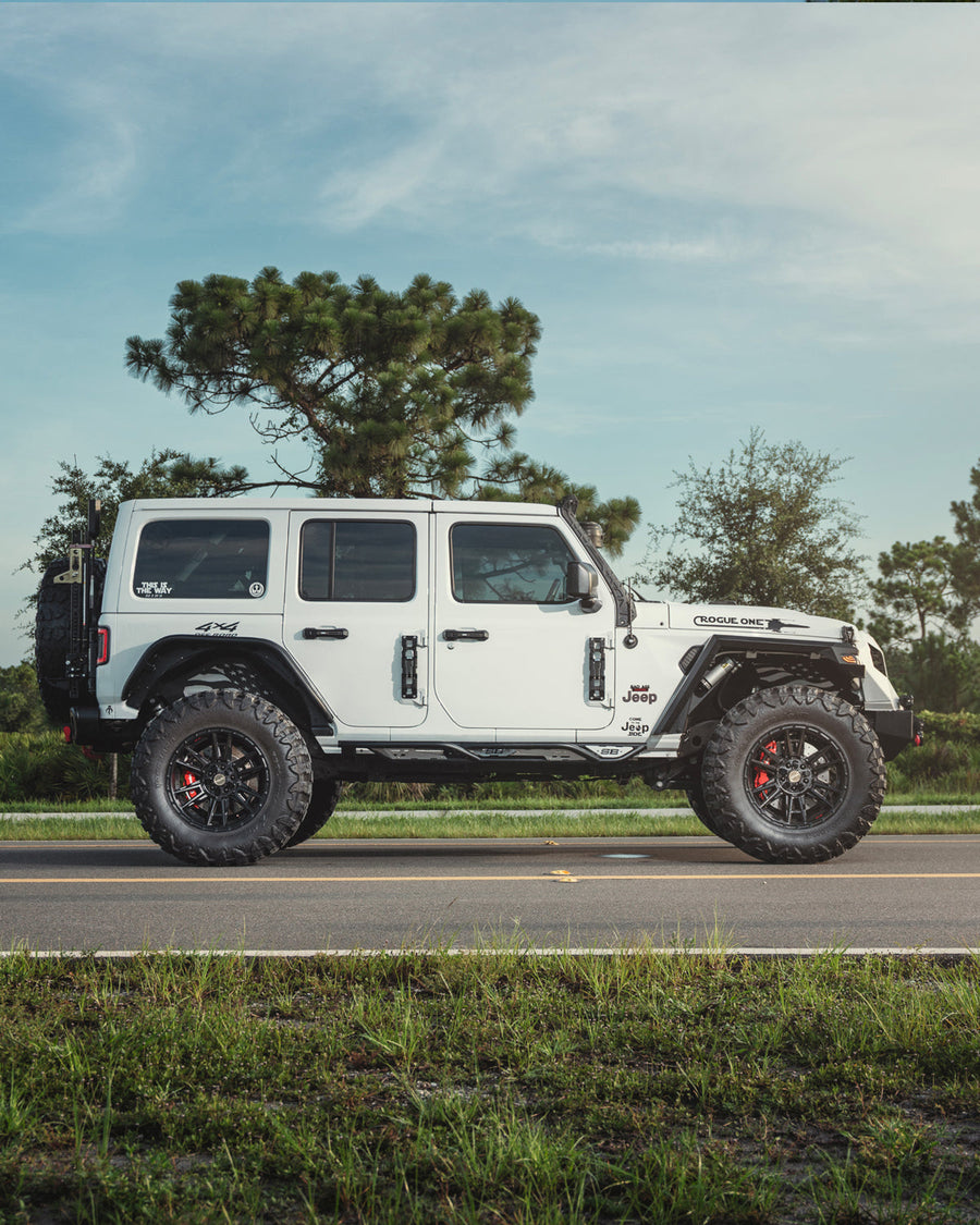 Jeep Wrangler 4PLAY Wheels 4PS20 20x9 38x13.5x20 Yokohama Tires