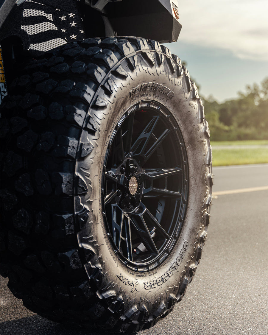 Jeep Wrangler 4PLAY Wheels 4PS20 20x9 38x13.5x20 Yokohama Tires