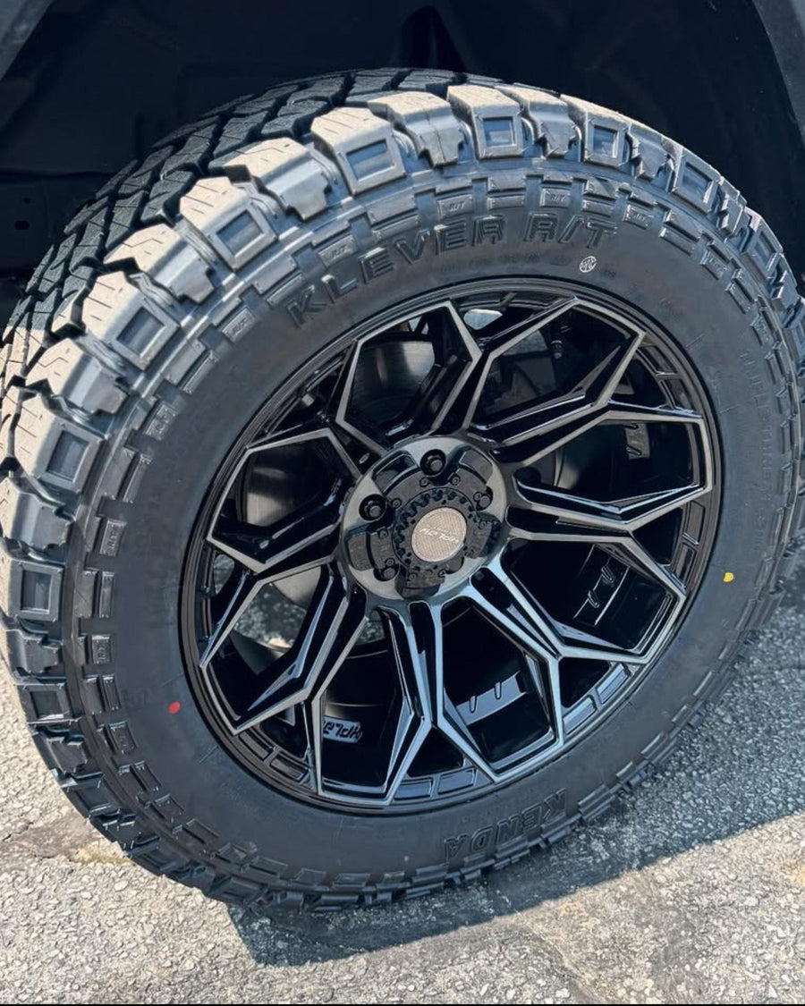 Jeep Wrangler 4PLAY Wheels 4P83 22x10 Rims 35x12.5x22 4P Wheels