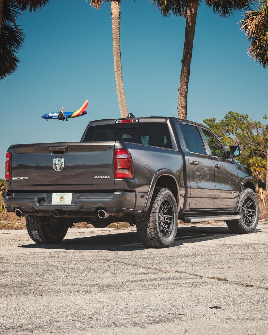 Ram 1500 4PLAY Wheels 4PS20 20x9 Nitto Tires 33x12.5x20 Stock Suspension