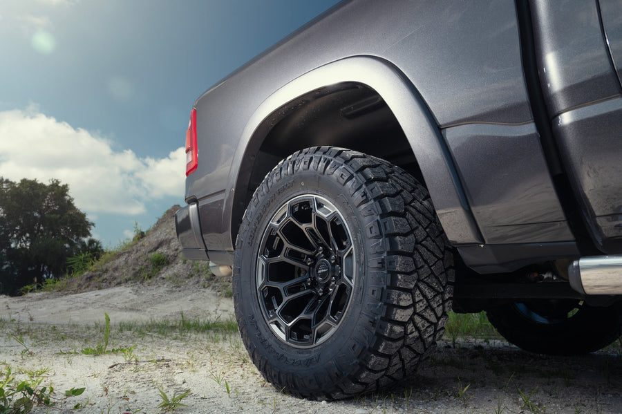 Ram 1500 DEFIANT Wheels DF03 18x9 33x12.5x18 Tire Stock Suspension