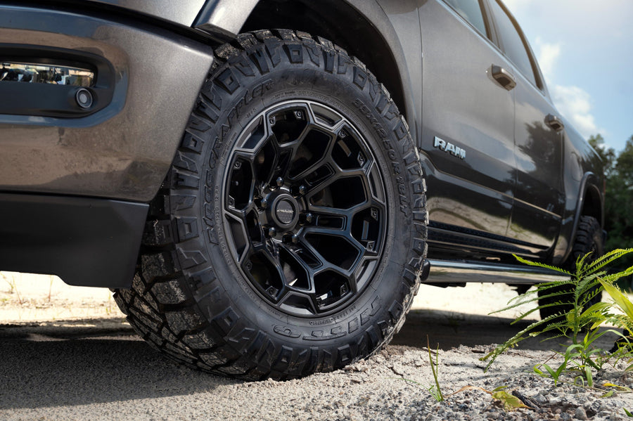 Ram 1500 DEFIANT Wheels DF03 18x9 33x12.5x18 Tire Stock Suspension