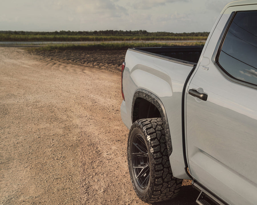 Toyota Tundra 4PLAY Wheels Rims 4P40 20x10 33x12.5x20 Falken Tire 2 Front Level