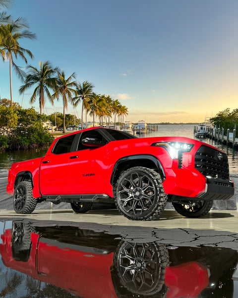 Toyota Tundra 4PLAY Wheels 4P83 24x10 33x12.5x24 Tires Stock Suspension