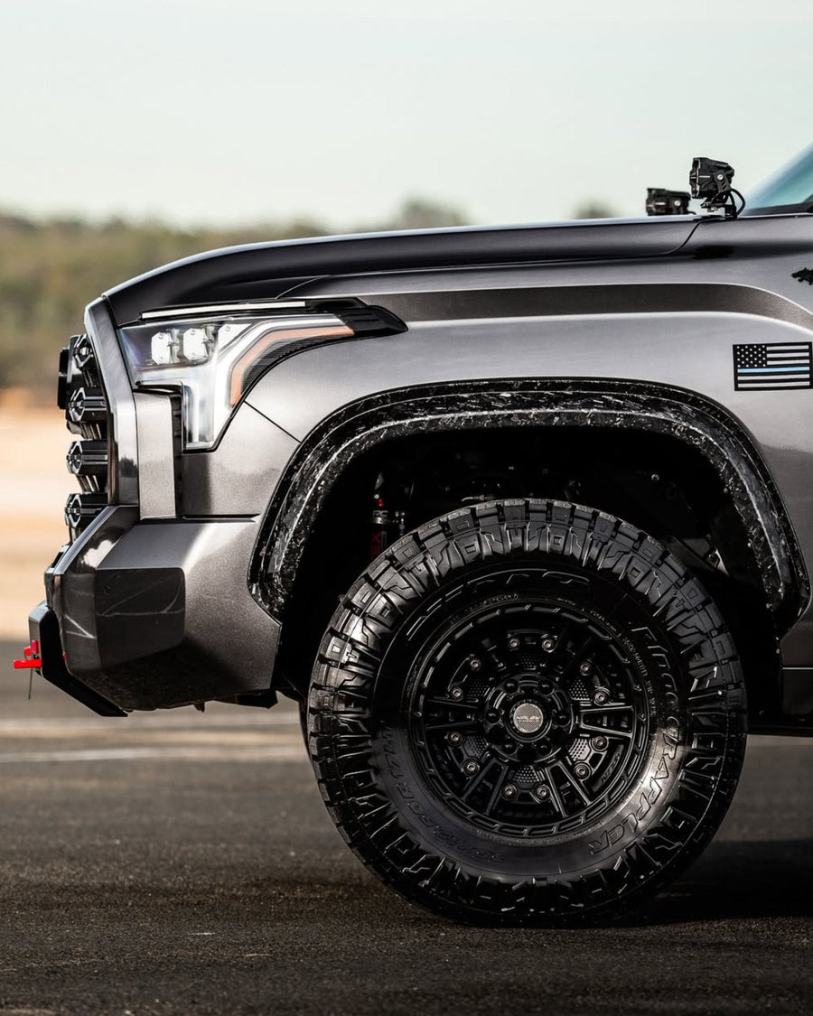 Toyota Tundra 4PLAY Wheels 4PS01 17x9 35x12.5x17 Nitto Tires